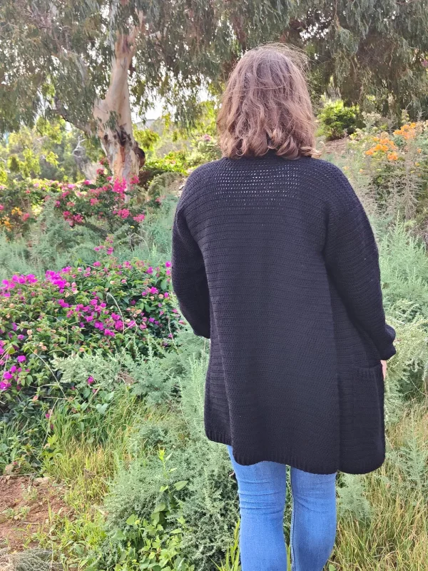 Cárdigan negro crochet