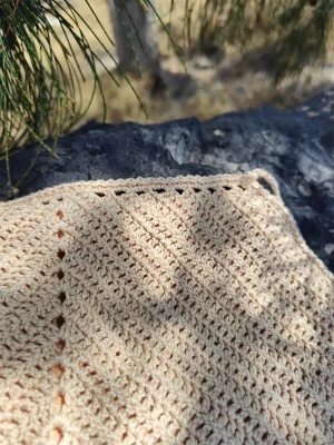 Top espalda descubierta beige